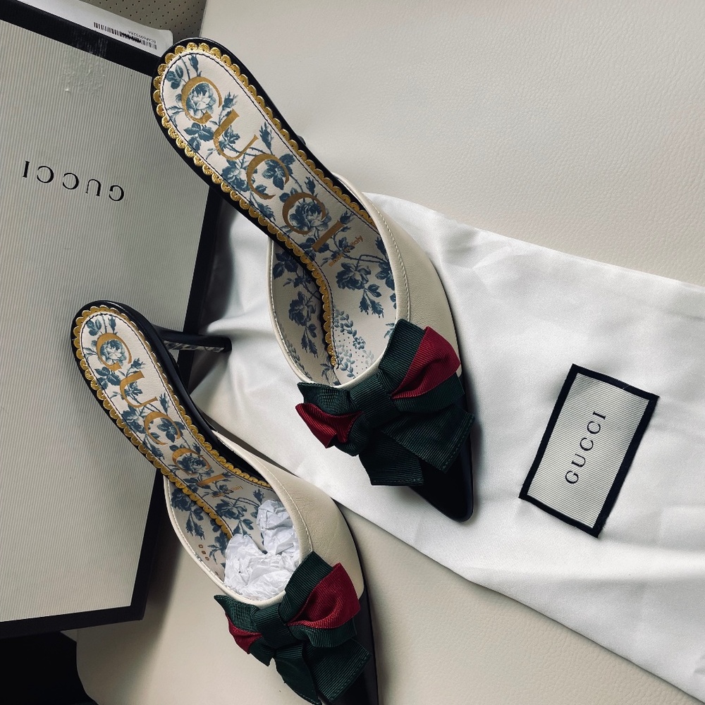 Gucci Italy Gucci bow Leather mules heels Size 38 sold out style